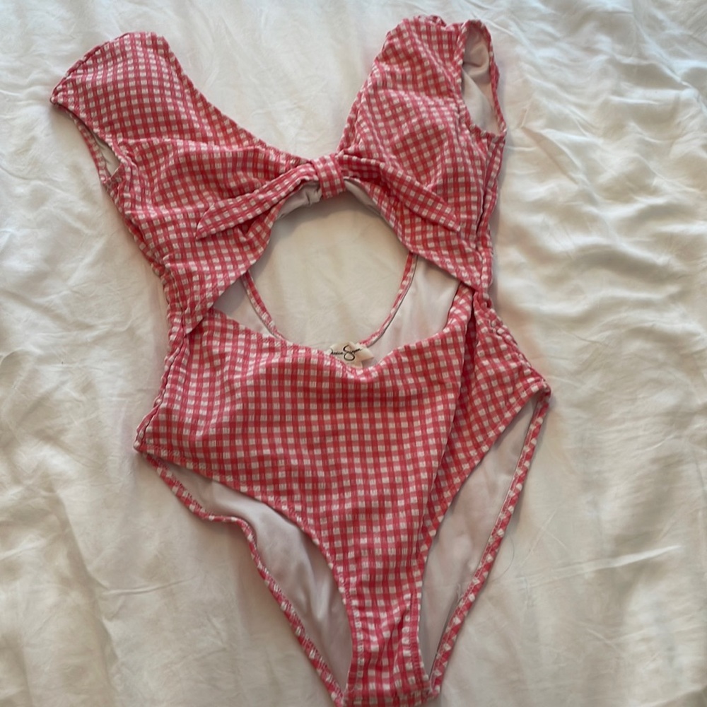 Jessica Simpson Bathing Suit - Picture 3 of 6